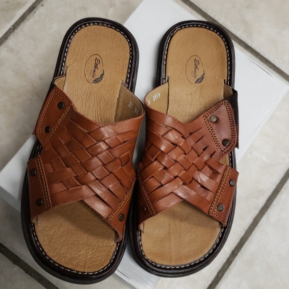 Leather huaraches - Picture 2 of 4